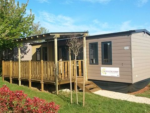 MOBILHOME 6 personnes - Comfort XL | 3 Ch. | 6 Pers. | Terrasse surélevée | 2 SDB | Clim.
