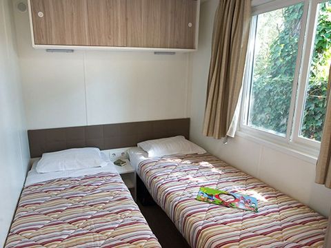 MOBILHOME 6 personnes - Comfort XL | 3 Ch. | 6 Pers. | Terrasse surélevée | 2 SDB | Clim.