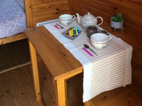 CHALET 2 personnes - CABANE EN BOIS sans sanitaires