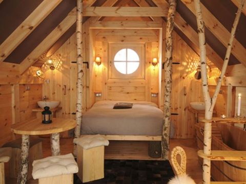HÉBERGEMENT INSOLITE 2 personnes - Cabane HÉBERGEMENT INSOLITE 2 personnes - Cabane