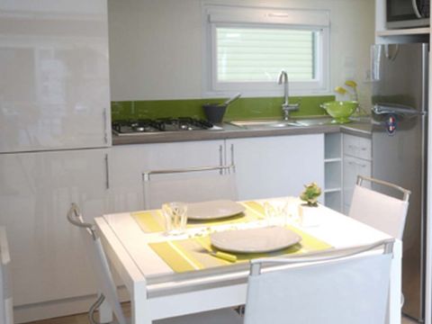 MOBILHOME 8 personnes - Premium