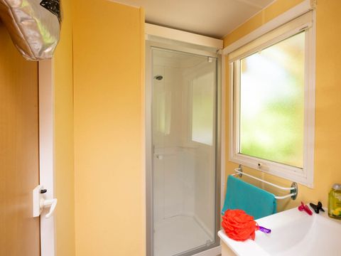 MOBILHOME 4 personnes - CLASSIQUE TERRASSE COUVERTE 27M² MOBILHOME 4 personnes - CLASSIQUE TERRASSE COUVERTE 27M²