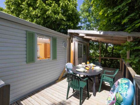 MOBILHOME 4 personnes - CLASSIQUE TERRASSE COUVERTE 27M² dim/dim