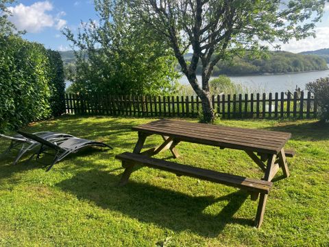 CHALET 4 personnes - Chalet Traditionnel (2eme Balcon) 4 pers. VUE LAC 