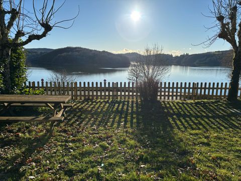 CHALET 4 personnes -  Chalet Premium (1er Balcon) 4 pers - VUE LAC