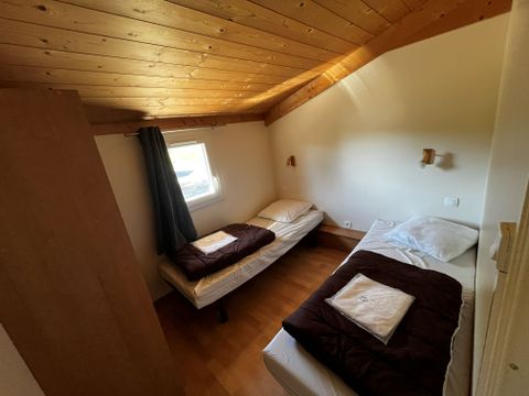 CHALET 6 personnes -  Chalet Traditionnel (1er Balcon) 6 pers - VUE LAC