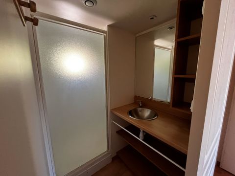 CHALET 6 personnes -  Chalet Traditionnel (1er Balcon) 6 pers - VUE LAC