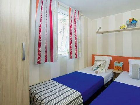 Mobilhome 6 personnes - Comfort XL | 2 Ch. | 4/6 Pers. | Terrasse surélevée | Clim. | TV