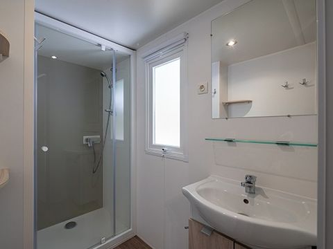 Mobilhome 6 personnes - Comfort XL | 3 Ch. | 6 Pers. | Terrasse surélevée | Clim. | TV