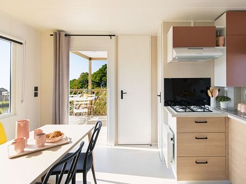 MOBILHOME 4 personnes - Comfort | 2 Ch. | 4 Pers. | Terrasse simple | Clim.