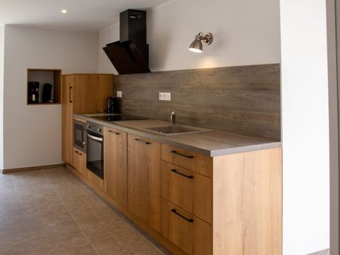 MAISON 6 personnes - Caussenarde