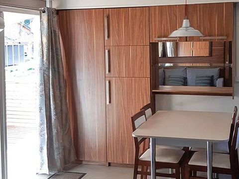 MOBILHOME 6 personnes - Mobil-home | Premium | 3 Ch. | 6 Pers. | Terrasse surélevée | 2 SDB | Clim. MOBILHOME 6 personnes - Mobil-home | Premium | 3 Ch. | 6 Pers. | Terrasse surélevée | 2 SDB | Clim.