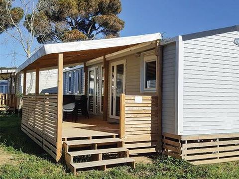 MOBILHOME 6 personnes - Mobil-home | Premium | 3 Ch. | 6 Pers. | Terrasse surélevée | 2 SDB | Clim. MOBILHOME 6 personnes - Mobil-home | Premium | 3 Ch. | 6 Pers. | Terrasse surélevée | 2 SDB | Clim.