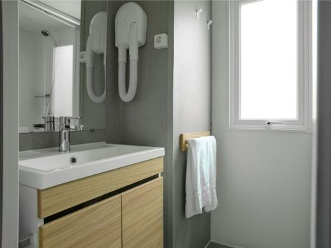 BUNGALOW 2 personnes - SUNSET - Prix pour 2 personnes