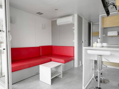 MOBILHOME 4 personnes - Comfort | 2 Ch. | 4 Pers. | Terrasse simple | Clim. | TV