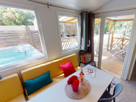 MOBILHOME 6 personnes - Vaucluse - 28m² - 3 chambres + Jacuzzi