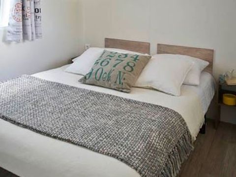 MOBILHOME 6 personnes - DECLICK avec terrasse semi-couverte