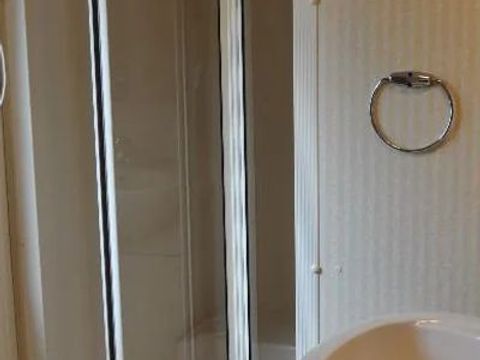 MOBILHOME 4 personnes - COTTAGE MODESTY