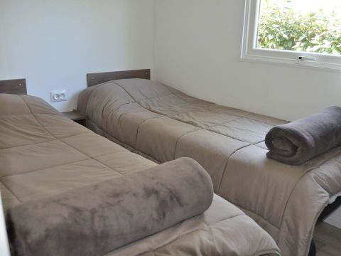MOBILHOME 6 personnes - DECLICK avec terrasse semi-couverte
