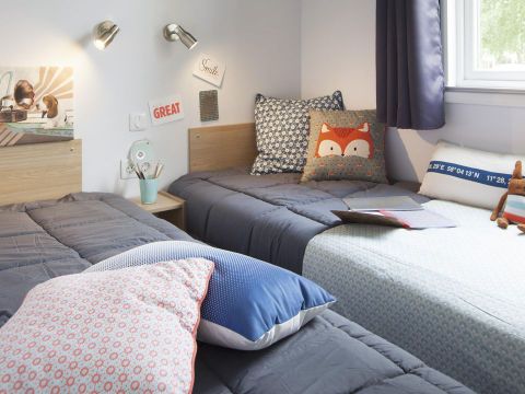 MOBILHOME 7 personnes - DECLICK avec grande terrasse