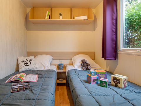 MOBILHOME 7 personnes - COTTAGE Glénan 6/7p 3ch ***
