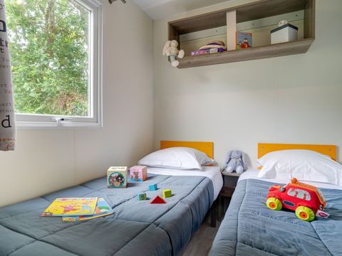 MOBILHOME 7 personnes - COTTAGE 6/7p 3ch ***