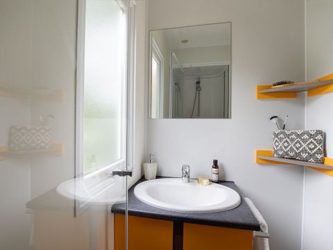 MOBILHOME 7 personnes - COTTAGE 6/7p 3ch ***