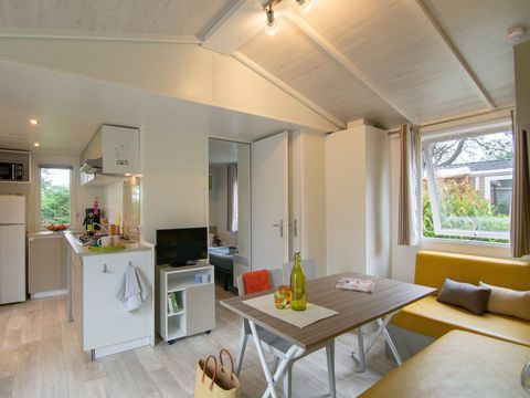 MOBILHOME 4 personnes - COTTAGE 4p 2ch  ****