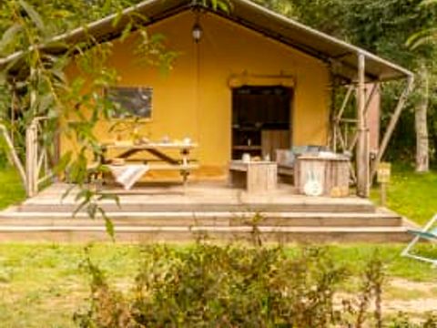 Tente en toile et en bois 6 personnes - Lodge 6p 2ch ****