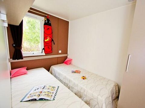 MOBILHOME 4 personnes - Classique 3 Pièces 4 Personnes + TV