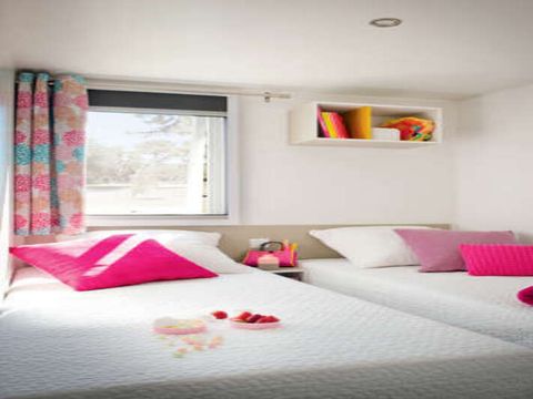 MOBILHOME 8 personnes - Premium 4 Chambres