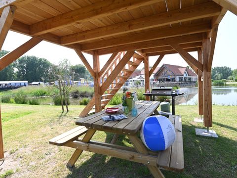 HÉBERGEMENT INSOLITE 2 personnes - TENTE BAROUDEUR