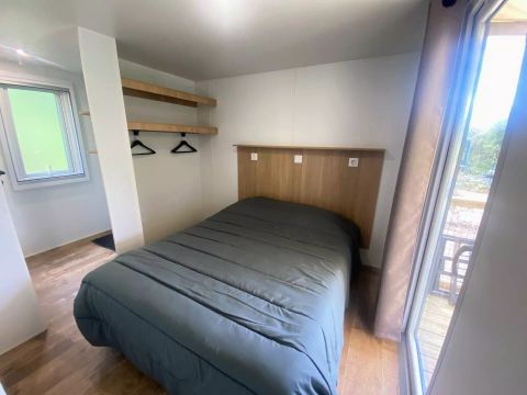 MOBILHOME 4 personnes - Vue Mer ou Montagne 3 Pièces 4 Personnes Climatisé + TV + Jacuzzi