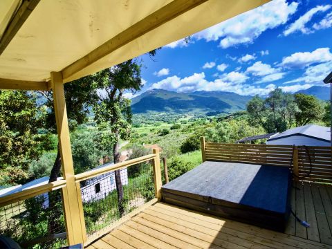 MOBILHOME 4 personnes - Vue Mer ou Montagne 3 Pièces 4 Personnes Climatisé + TV + Jacuzzi