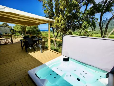 MOBILHOME 4 personnes - Vue Mer ou Montagne 3 Pièces 4 Personnes Climatisé + TV + Jacuzzi