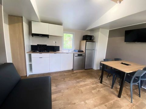 MOBILHOME 4 personnes - Vue Mer ou Montagne 3 Pièces 4 Personnes Climatisé + TV + Jacuzzi