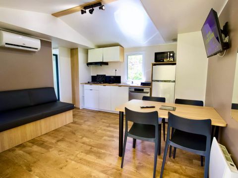 MOBILHOME 4 personnes - Vue Mer ou Montagne 3 Pièces 4 Personnes Climatisé + TV + Jacuzzi