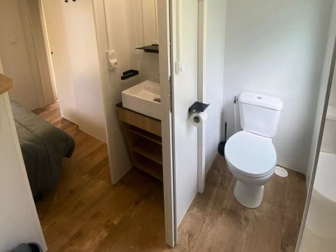 MOBILHOME 4 personnes - Vue Mer ou Montagne 3 Pièces 4 Personnes Climatisé + TV + Jacuzzi