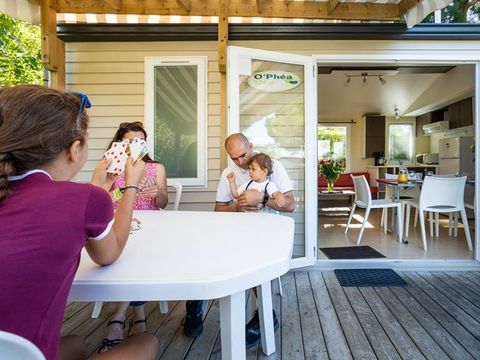 MOBILHOME 6 personnes - Mobil-home Forêt 34.5m² (3 chambres) (+ de 8 ans) + Terrasse + TV 4/6 pers
