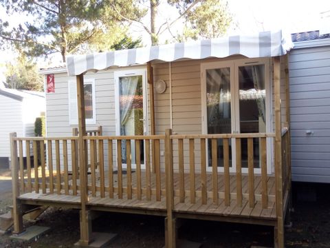 MOBILHOME 5 personnes - 2 chambres 4 adultes + 1 enfant MOBILHOME 5 personnes - 2 chambres 4 adultes + 1 enfant