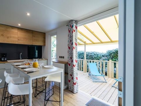 MOBILHOME 6 personnes - Mobil-home Grand Large 34.5m² (3 chambres) (- de 8 ans) + TV + Terrasse 4/6 pers