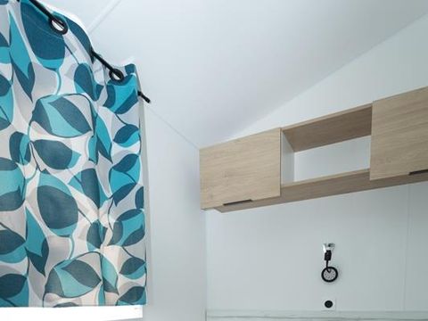 MOBILHOME 6 personnes - Mobil-home Grand Large 34.5m² (3 chambres) (- de 8 ans) + TV + Terrasse 4/6 pers