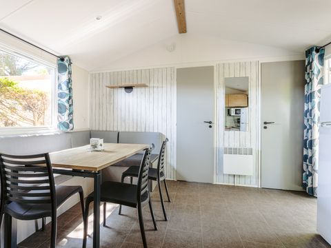 MOBILHOME 6 personnes - Mobil-home Grand Large 34.5m² (3 chambres) (- de 8 ans) + TV + Terrasse 4/6 pers