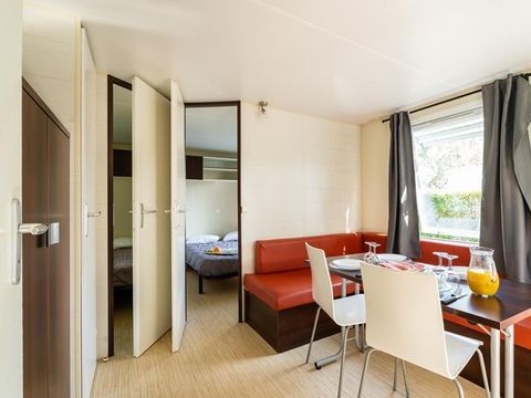 MOBILHOME 4 personnes - Mobil home Cottage intégré 27.5m² (2 chambres) (+ de 8 ans) + terrasse intégrée+ TV 4 pers