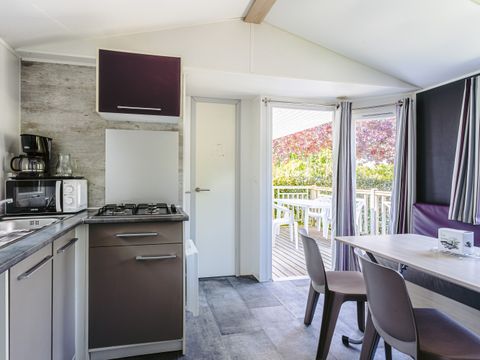 MOBILHOME 4 personnes - Mobil home Cottage intégré 27.5m² (2 chambres) (+ de 8 ans) + terrasse intégrée+ TV 4 pers