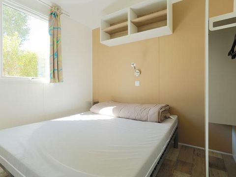 MOBILHOME 8 personnes - Mobil-home Sable 40m² (4 chambres) + TV + Terrasse couverte (- de 8 ans) 8 pers