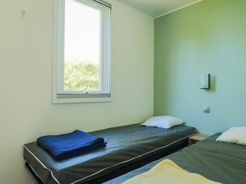 MOBILHOME 4 personnes - Mobil-home Horizon 27.5m² (2 chambres) (- de 8 ans) + terrasse intégrée + TV 4 pers