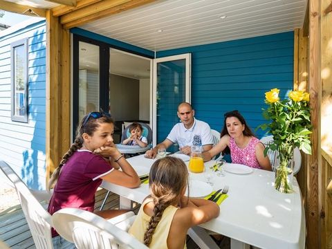 MOBILHOME 4 personnes - Mobil-home Horizon 27.5m² (2 chambres) (- de 8 ans) + terrasse intégrée + TV 4 pers