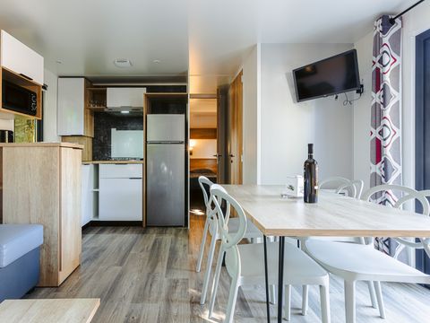MOBILHOME 6 personnes - Mobil-home Premium 3 ch. avec spa (37m²) 4/6 pers