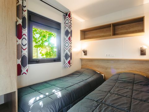 MOBILHOME 6 personnes - Mobil-home Premium 3 ch. avec spa (37m²) 4/6 pers